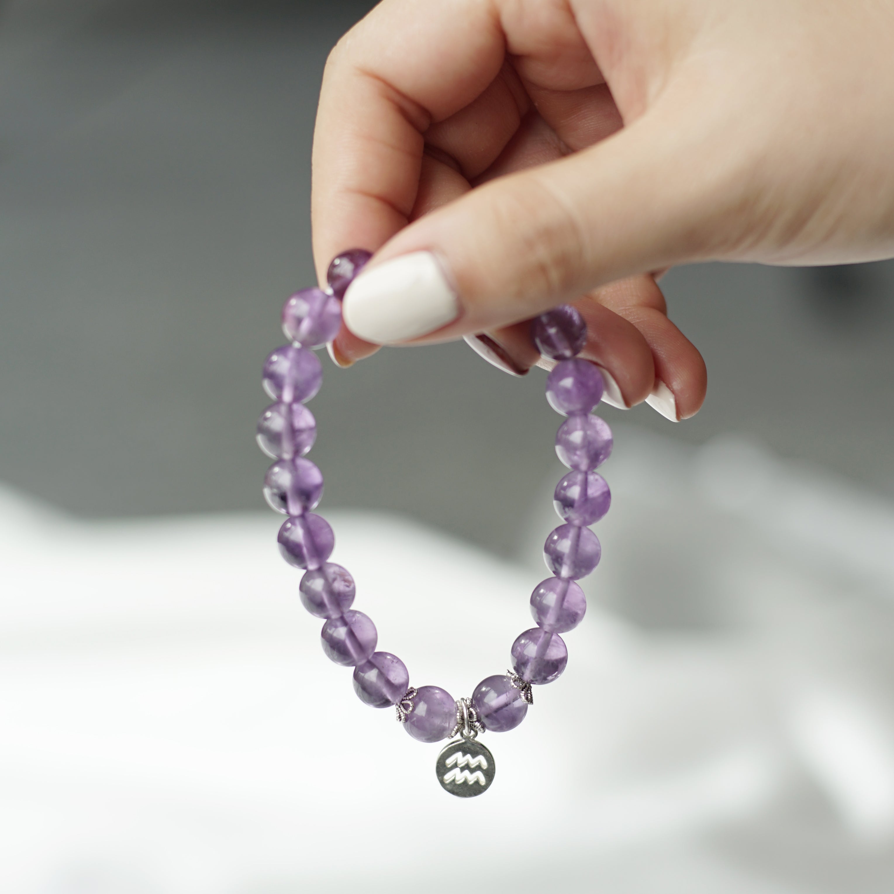 Aquarius Zodiac Sign - Amethyst Gemstone Bracelet